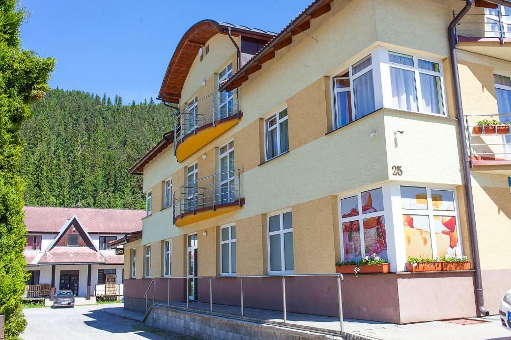 Penzion Centrum Oravsky Biely Potok Екстер'єр фото
